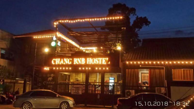 סוראט תאני Chang Bed And Bar Hostel (Adults Only) מראה חיצוני תמונה